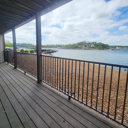 Lakefront Condo With A View Osage Beach Eksteriør billede